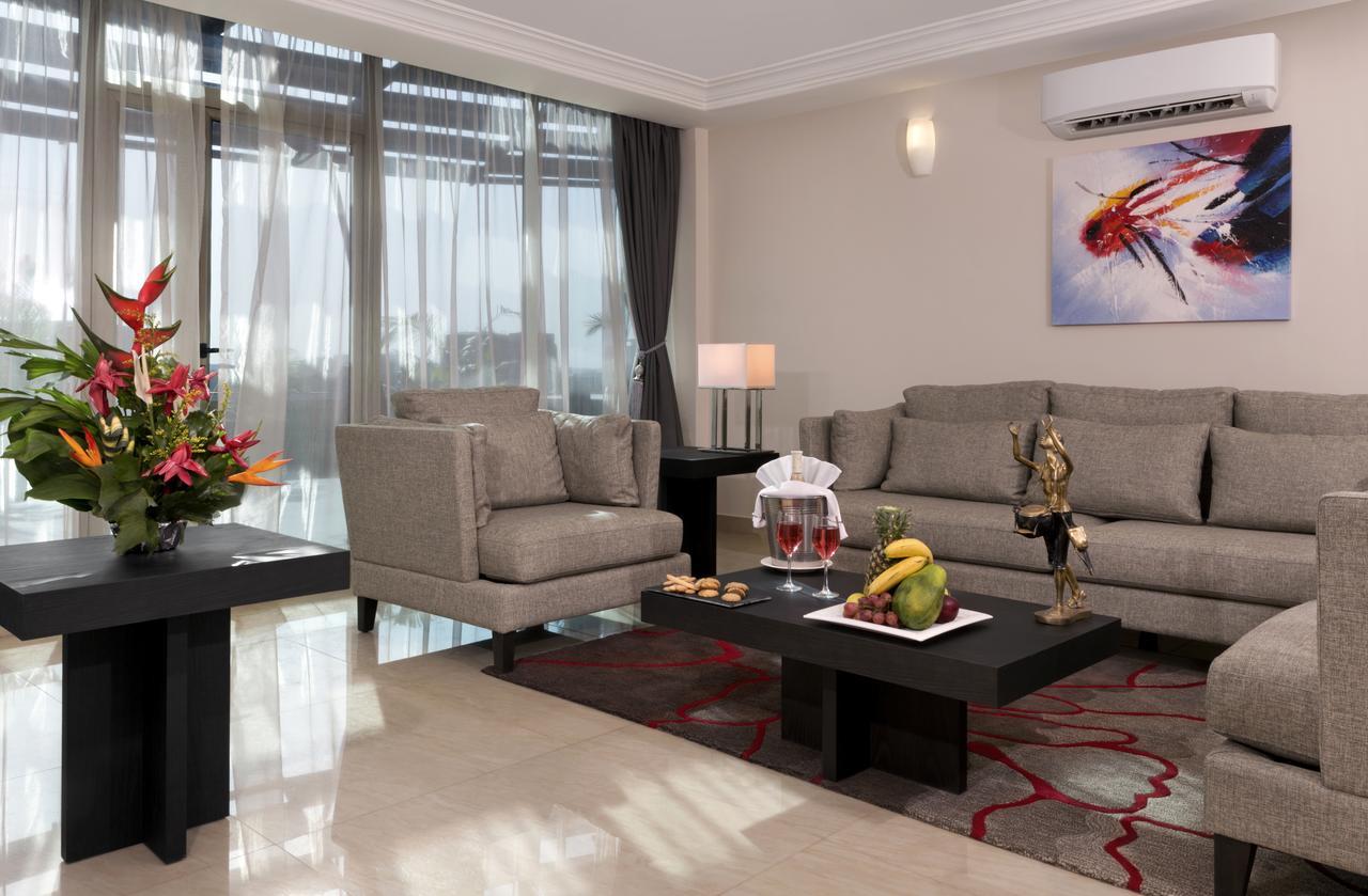 Bravia Hotel Уаґадуґу Екстер'єр фото